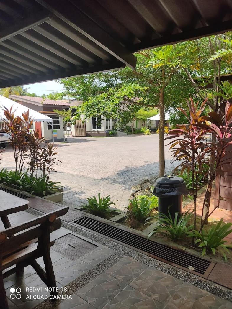 Asfa D Village - Resort - Homestay - Family Room Kemasik Bagian luar foto