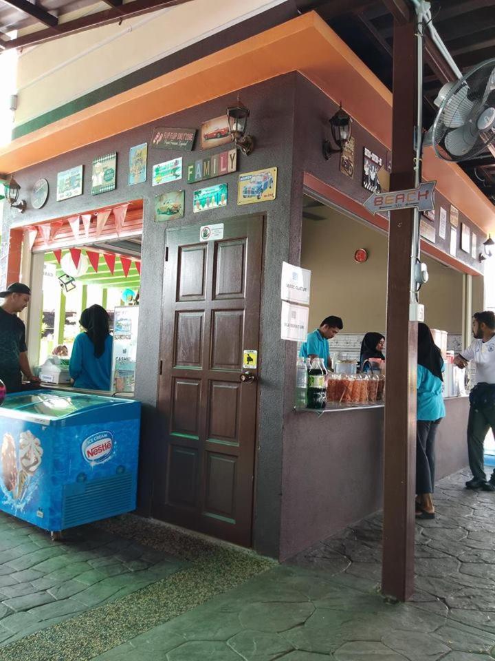 Asfa D Village - Resort - Homestay - Family Room Kemasik Bagian luar foto